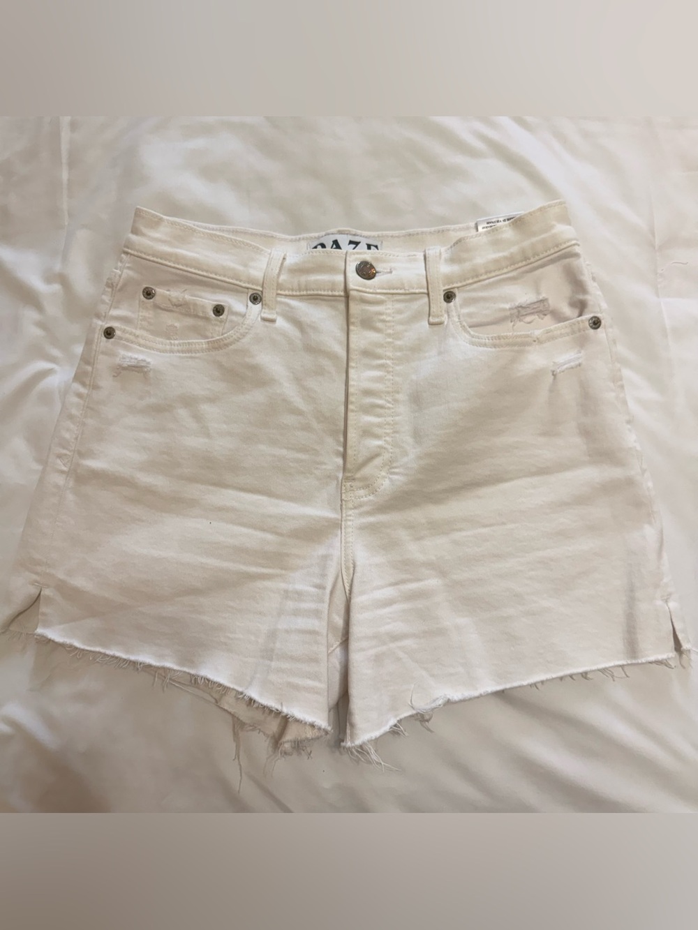 DAZE High-Rise White Raw Hem Denim Shorts